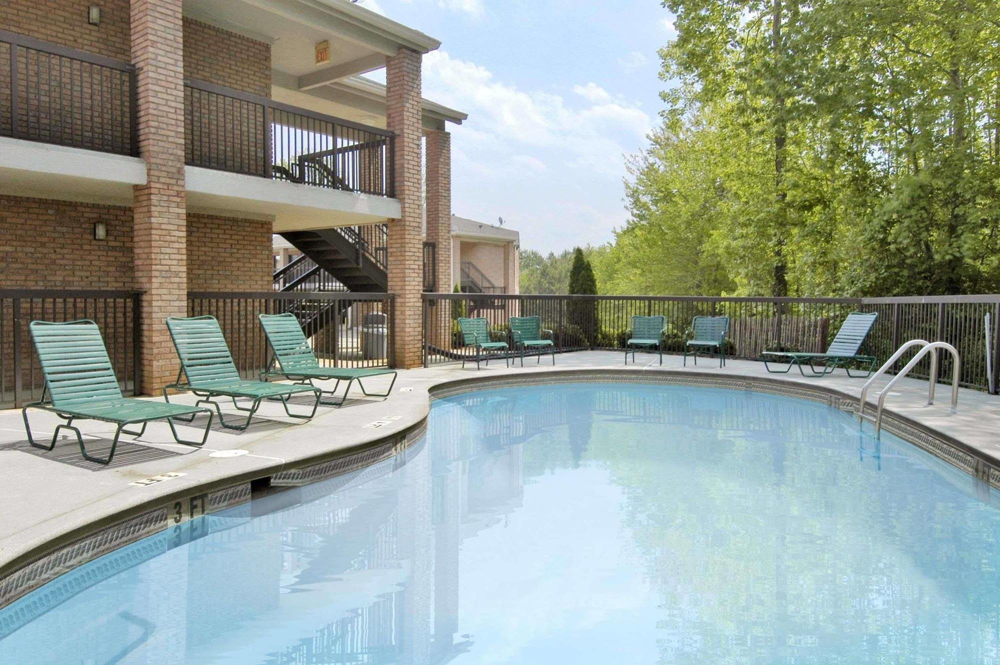 Super 8 By Wyndham Acworth/Atlanta Area Hotel Luaran gambar